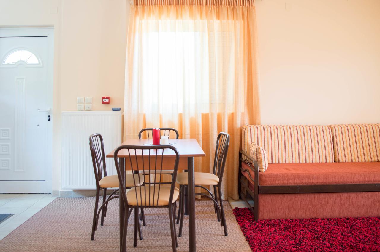 Manesi Apartments Boumboukas Esterno foto