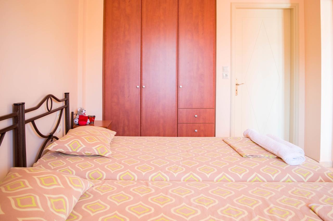 Manesi Apartments Boumboukas Esterno foto
